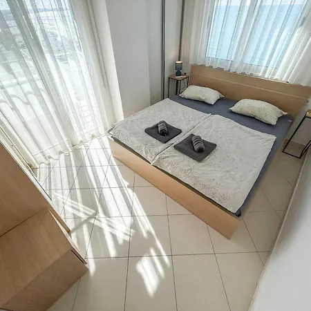 Apartment Horizon Pearl Escape C33