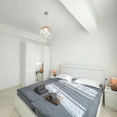 Horizon Pearl Escape C33 * Durres