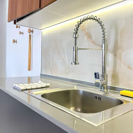 Horizon Pearl Escape C33 Durres